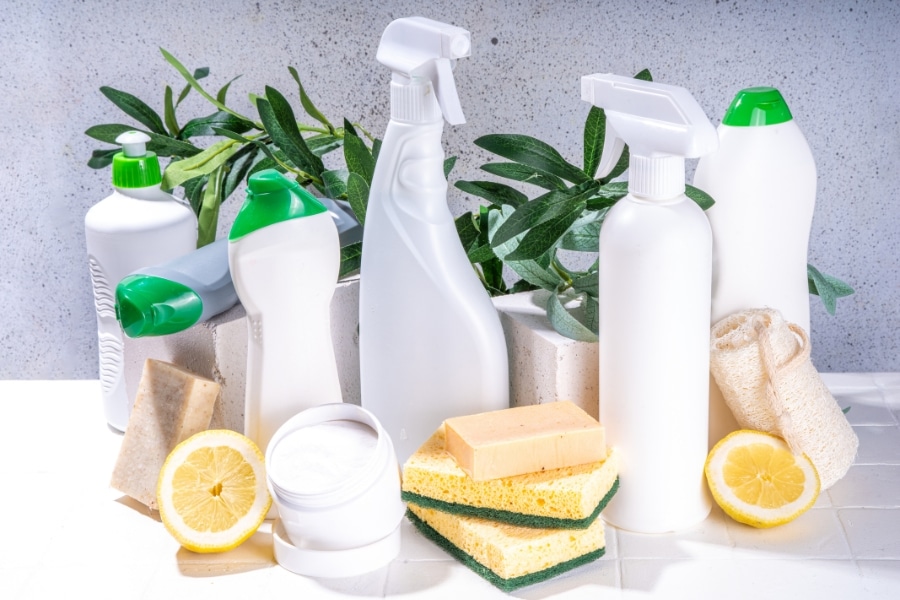 How To Craft Your Own Natural Cleaning Supplies